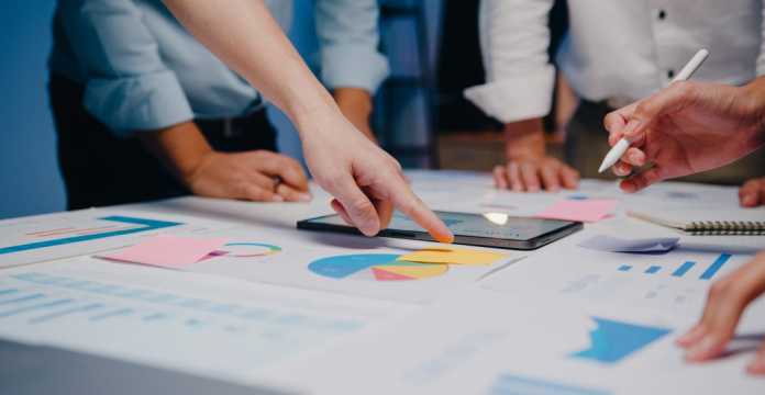 Effective Change Communication Strategies: Guide for Modern Organizations