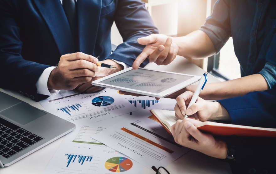 Effective Change Communication Strategies: Guide for Modern Organizations