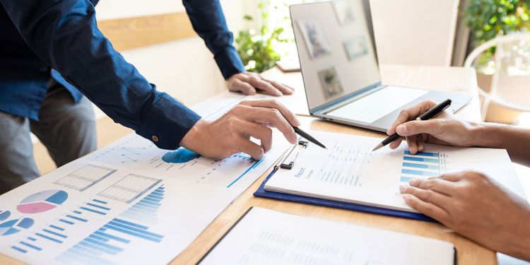 المقاييس المالية لقياس نجاح الأعمال