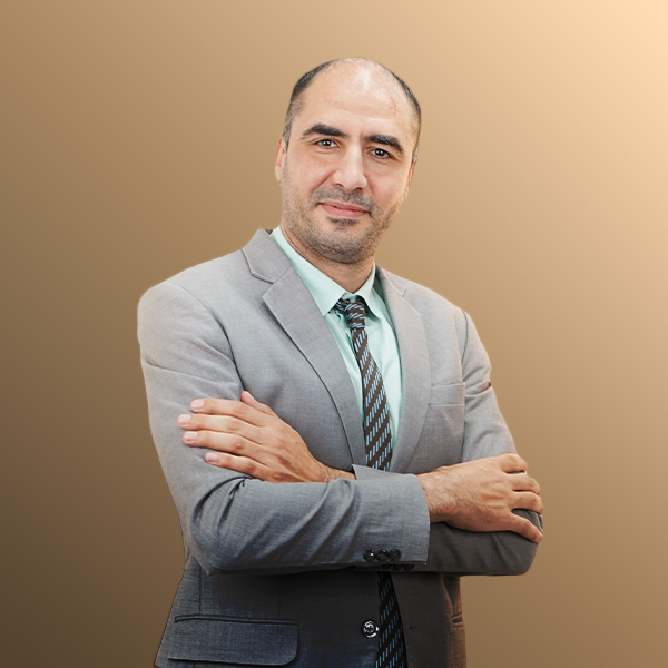 د.معتز